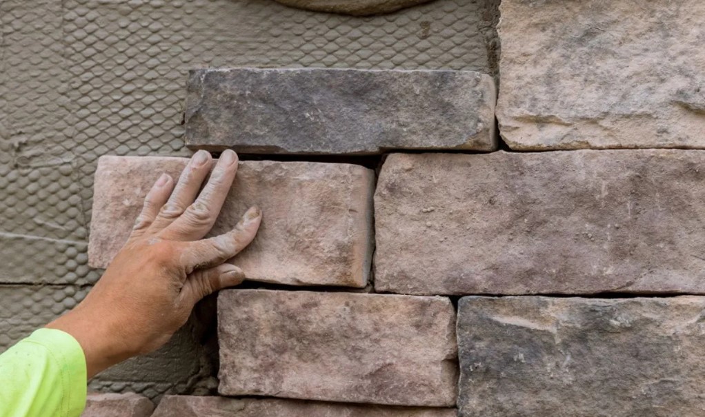 Benefits-of-Choosing-Stone-Veneer-Siding.