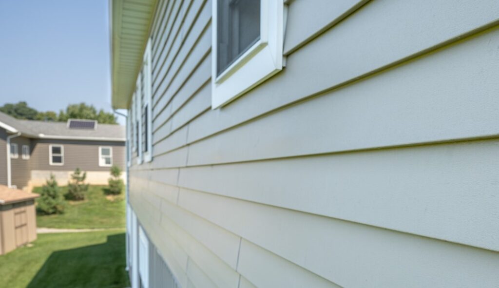 How-Much-Does-Insulated-Vinyl-Siding-Cost