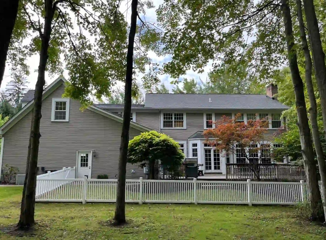 Identifying-Siding-Damage-After-a-Storm