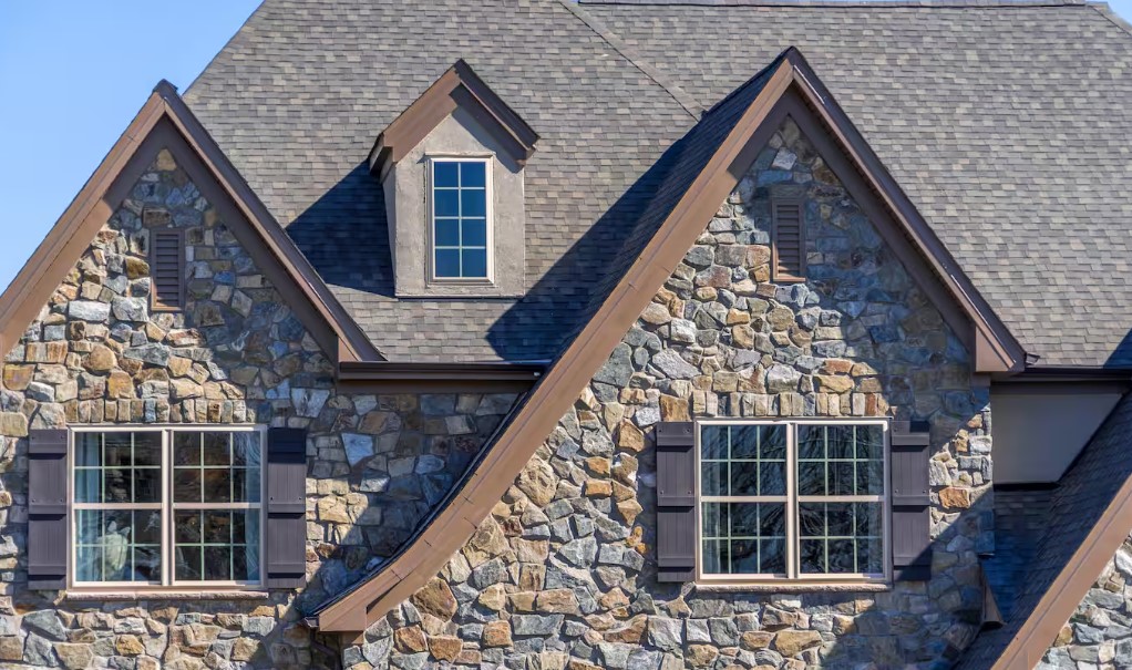 Stone-Veneer-Siding-Prices-in-2025