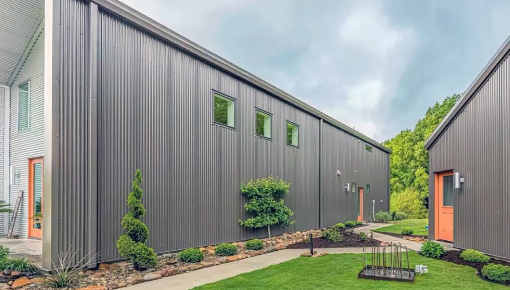 Types-of-Metal-Siding-for-Houses